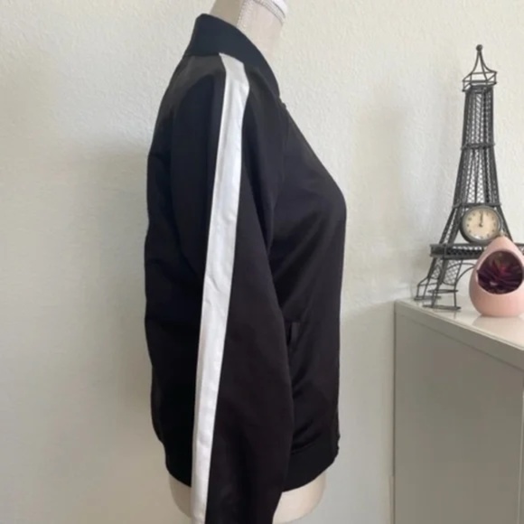 Purpose Tour | 2016 Justin Bieber Limited Edition Black Bomber Jacket | Size S - Picture 5 of 10